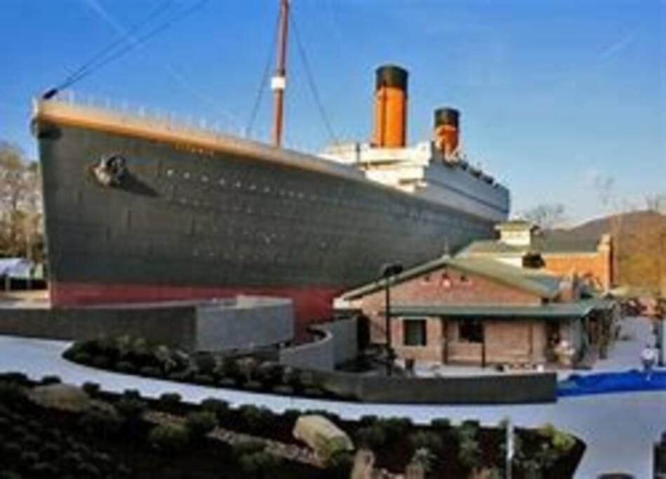 Сasa de vacaciones 1 Mi To Dollywood Mins To Attractions & Gsmnp *