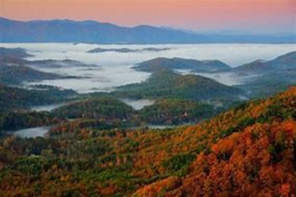 1 Mi To Dollywood Mins To Attractions & Gsmnp * Sevierville